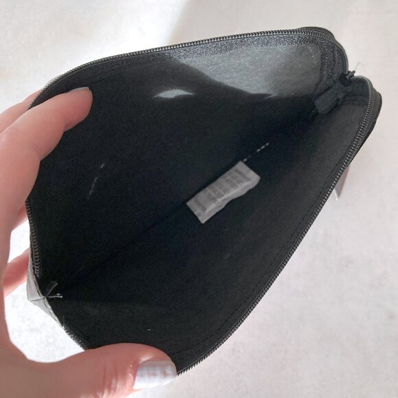 3/$20 - New! WldKat eco clean beauty black & pink makeup pouch / bag / travel - Picture 3 of 3